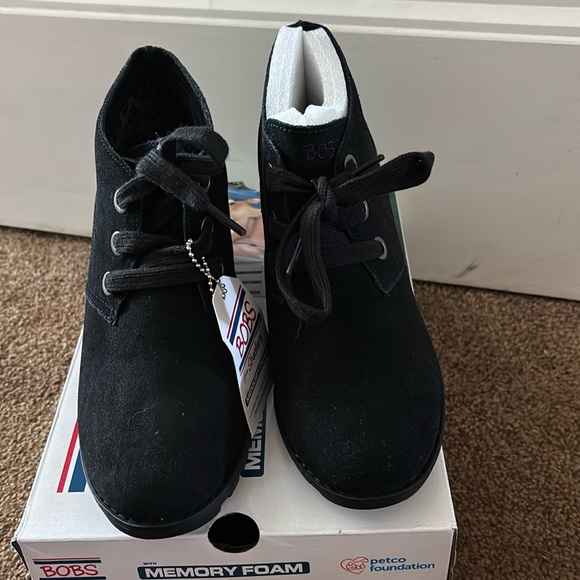 Bobs size 6.5 ladies wedge black nwt - Picture 1 of 14